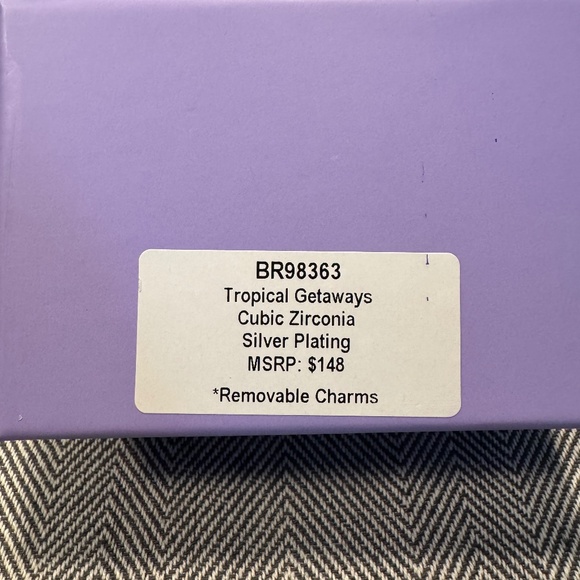 Tropical Getaways - Charmelier Charm Bracelet collection By BP - Picture 2 of 5